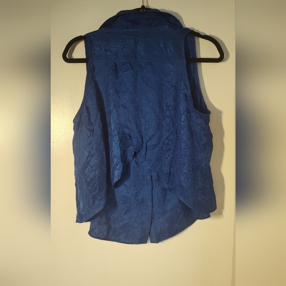 Bebe Women's Textured Blue Button Down Shirt Size S #574 - Picture 2 of 2